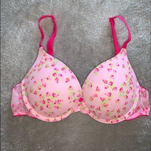 VS PINK push-up bra